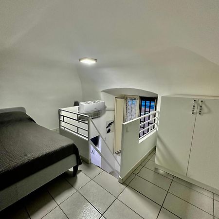 Casa Vacanza Nonna Dora Neapel Exteriör bild