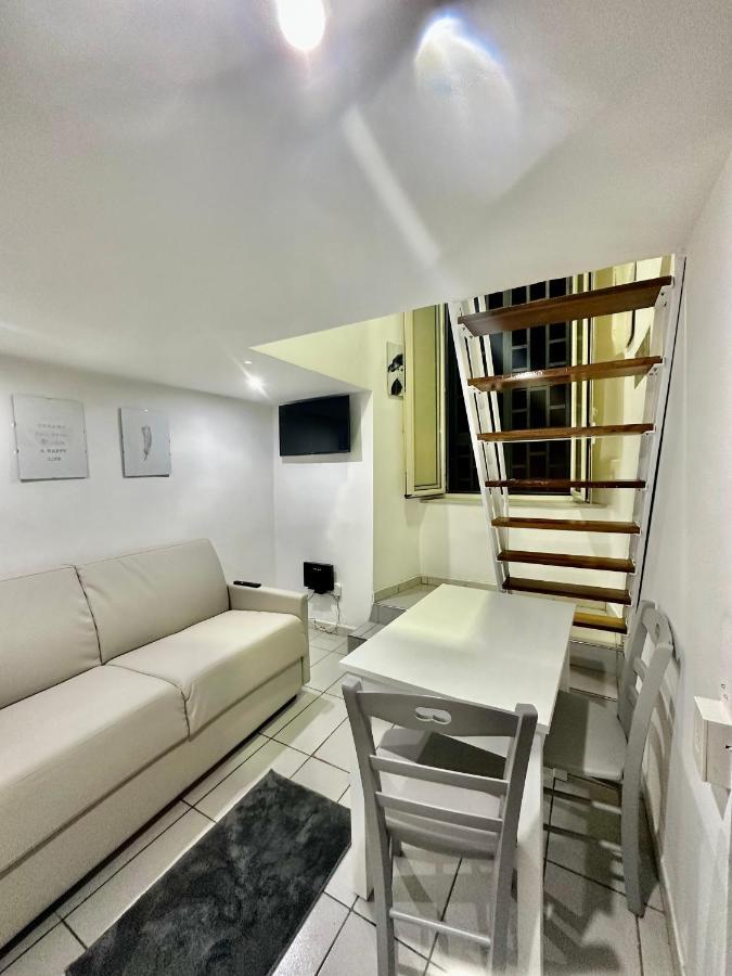 Casa Vacanza Nonna Dora Neapel Exteriör bild