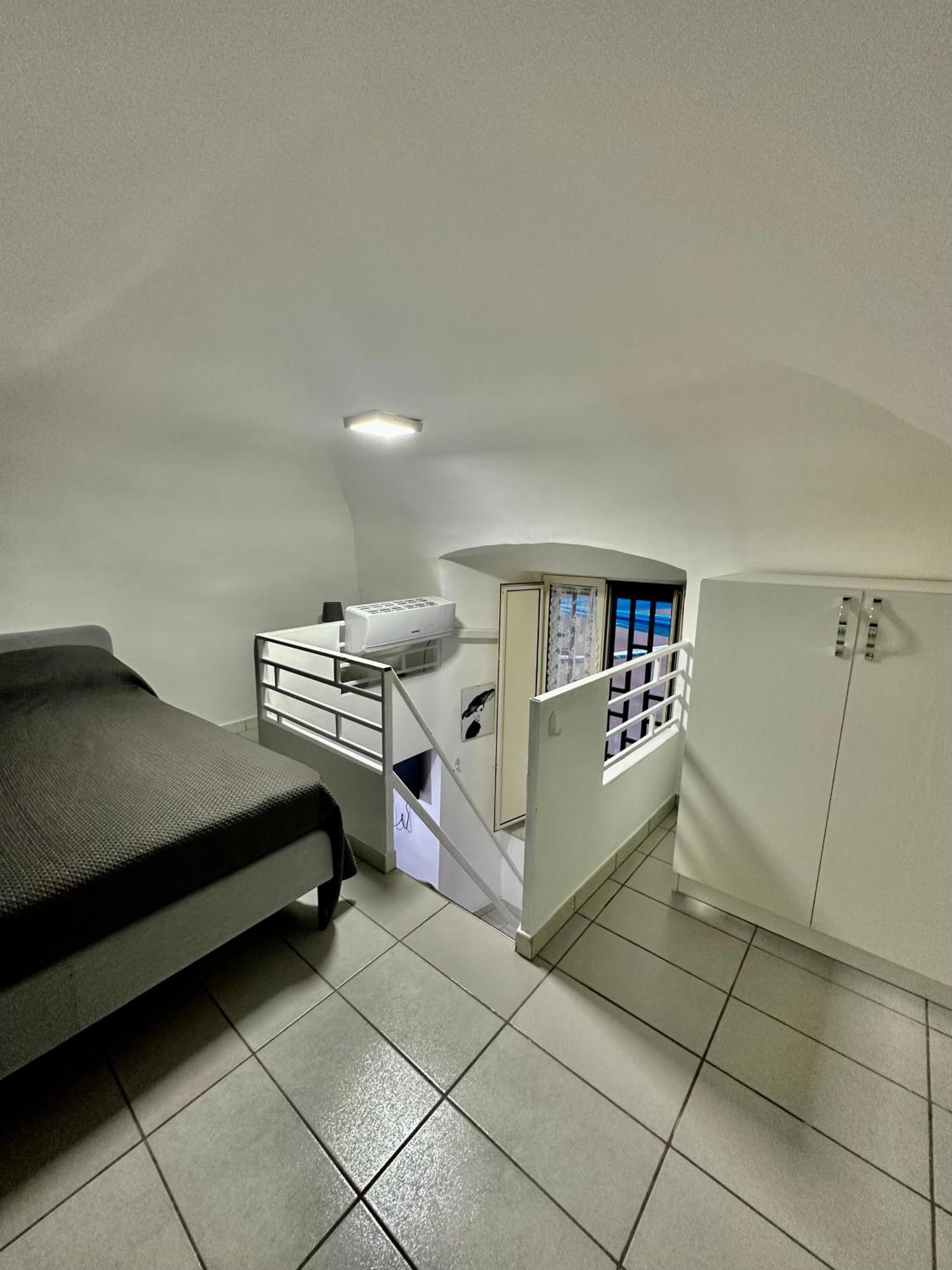 Casa Vacanza Nonna Dora Neapel Exteriör bild