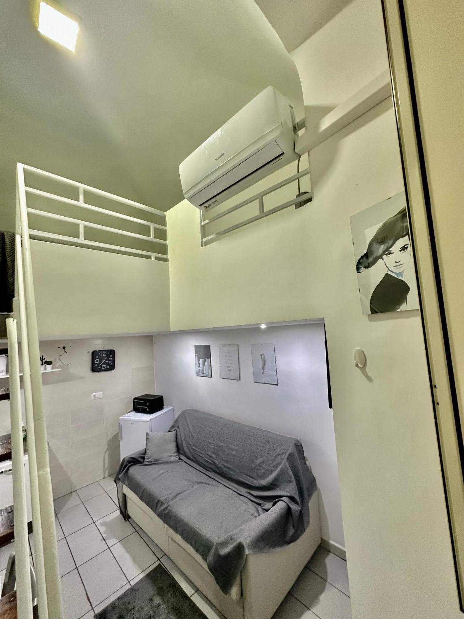 Casa Vacanza Nonna Dora Neapel Exteriör bild
